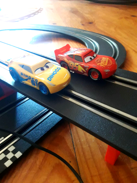 cars 3 slot car set